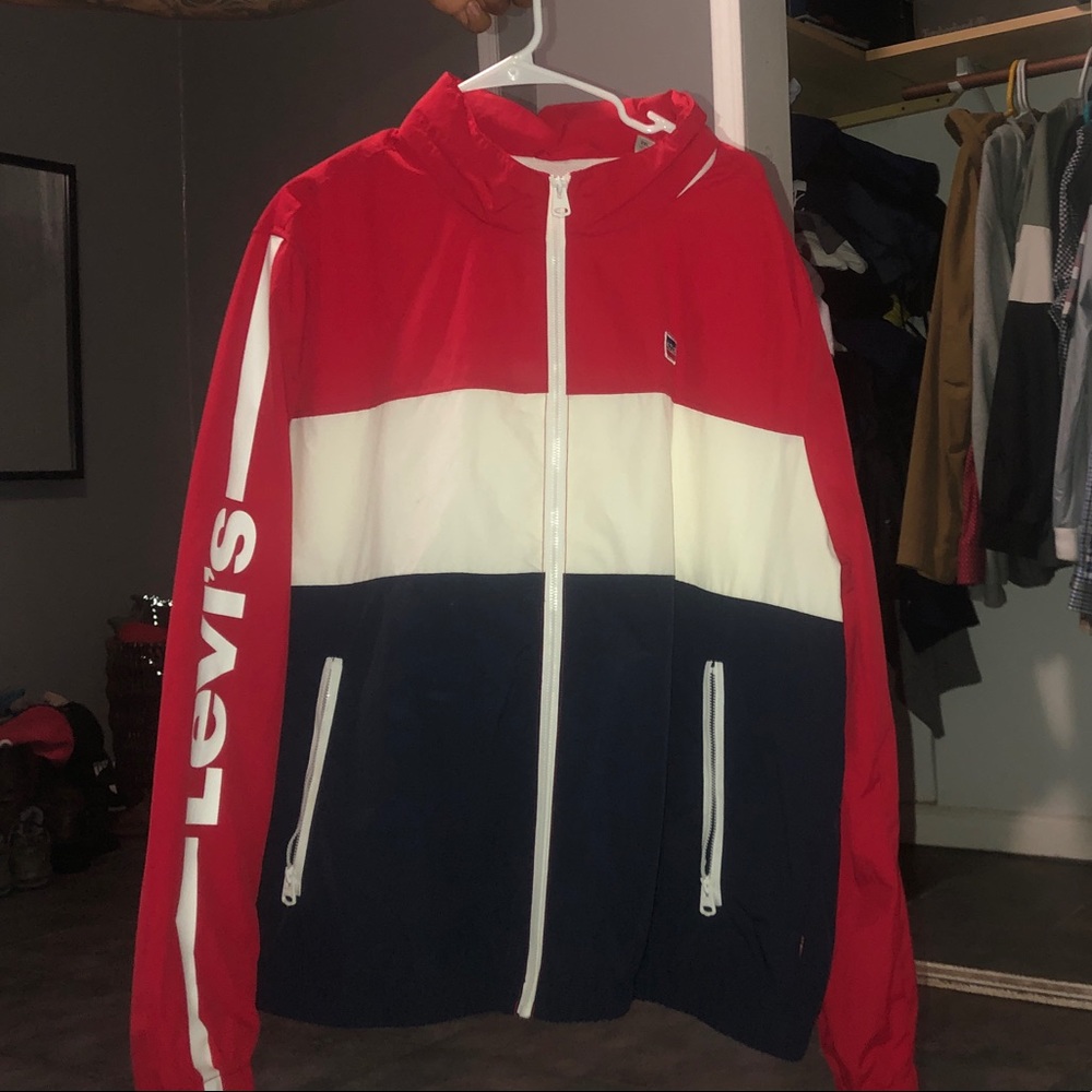 Levi’s wind breaker